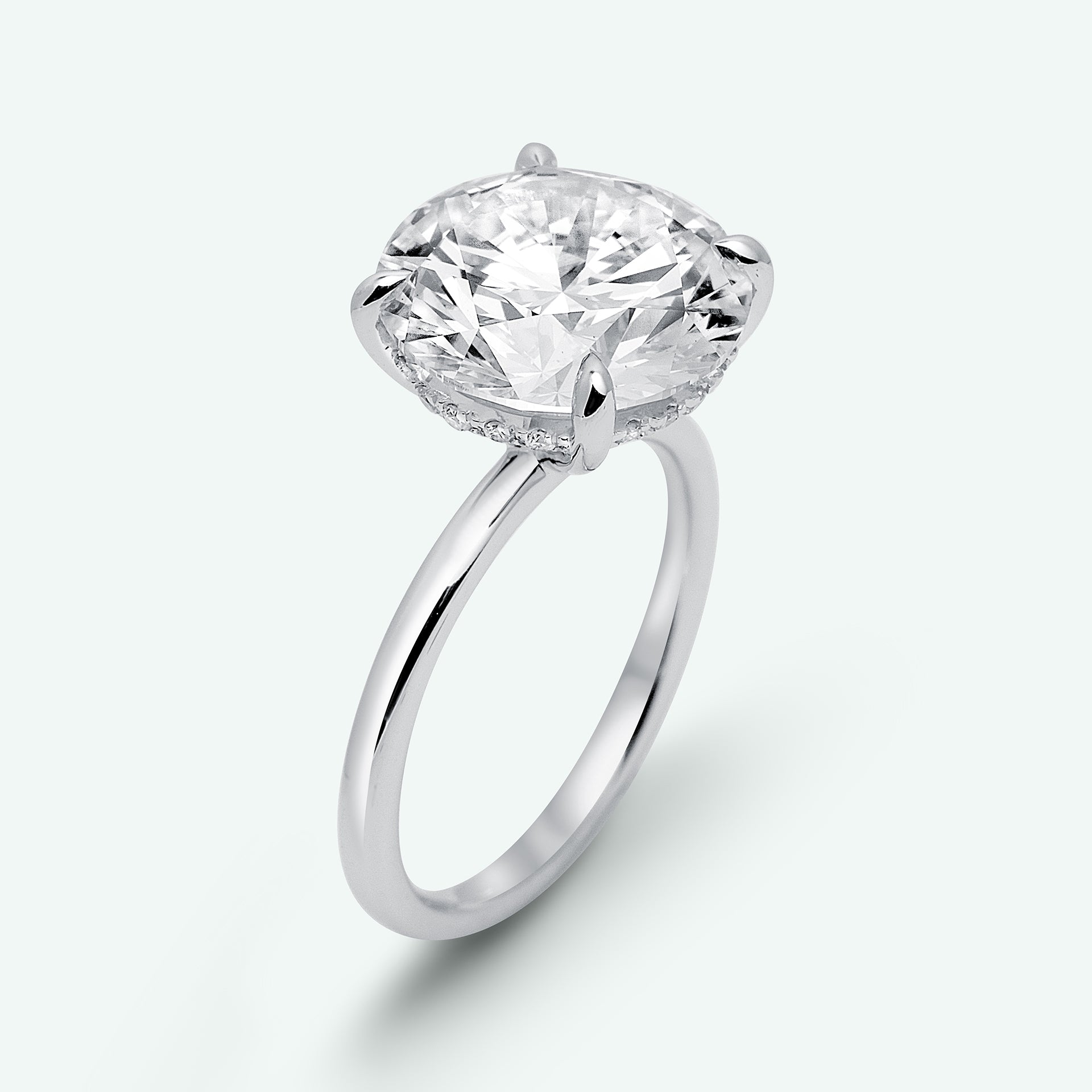 The Lison With 4.95ct Round Shape Center Diamond (VS1, G) IGI Certified
