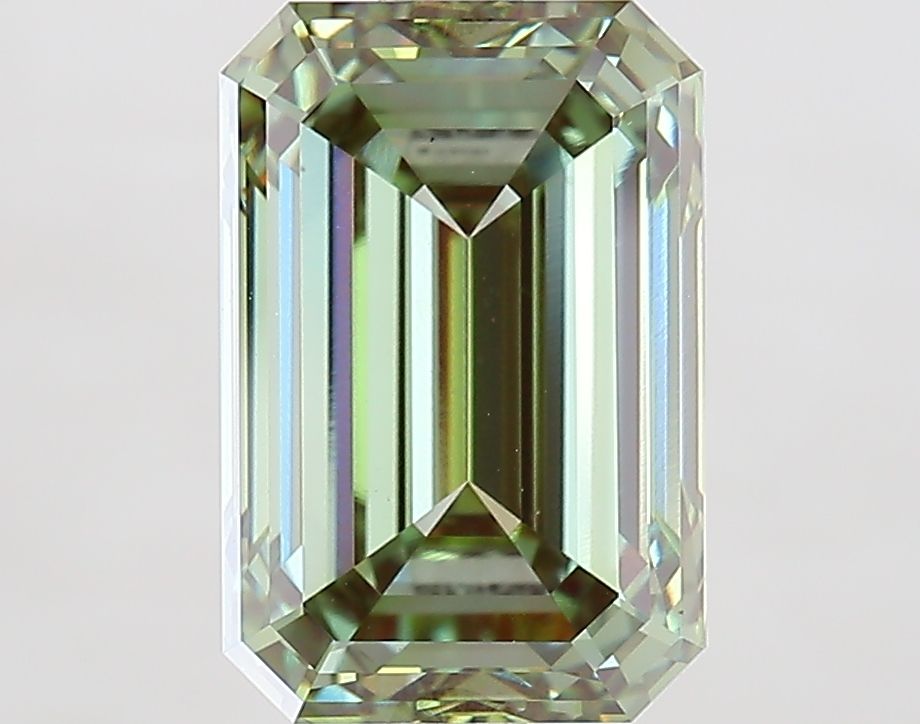 4.01 Carat Emerald Cut Fancy Green – Robin Hood Diamonds