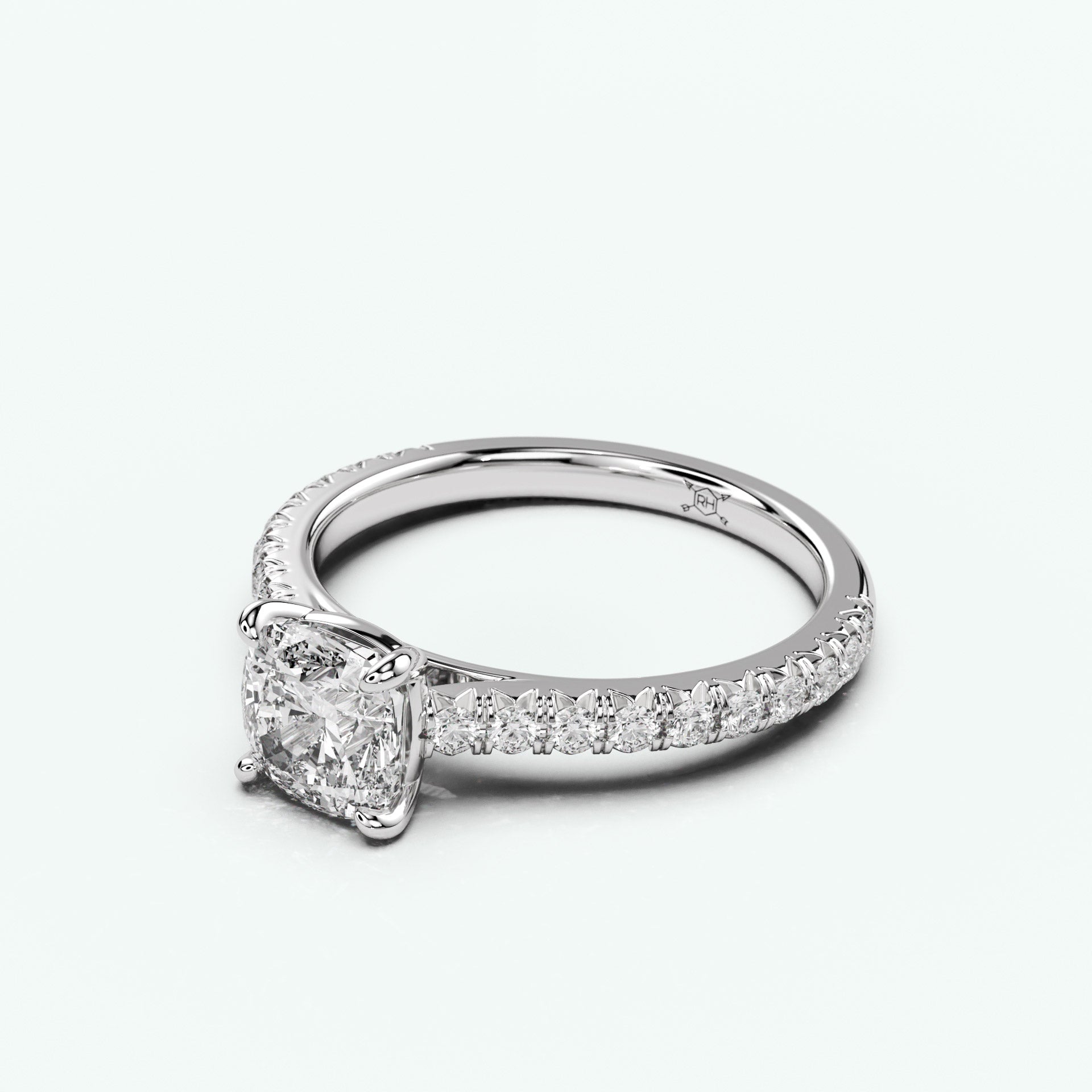 White Gold - Cushion