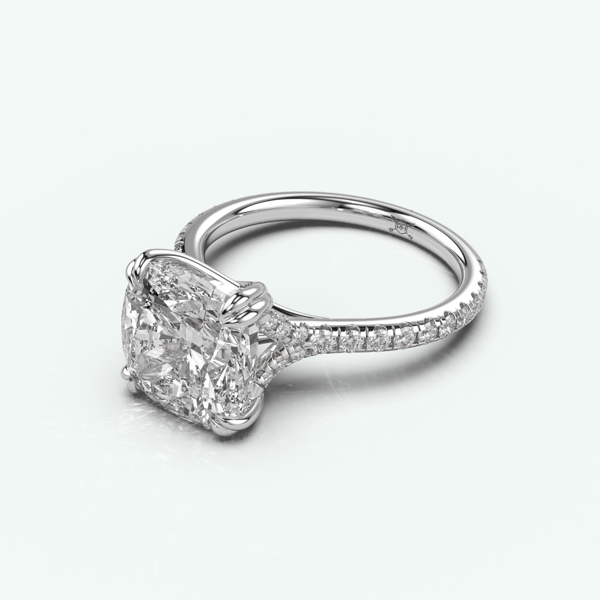 White Gold - Cushion