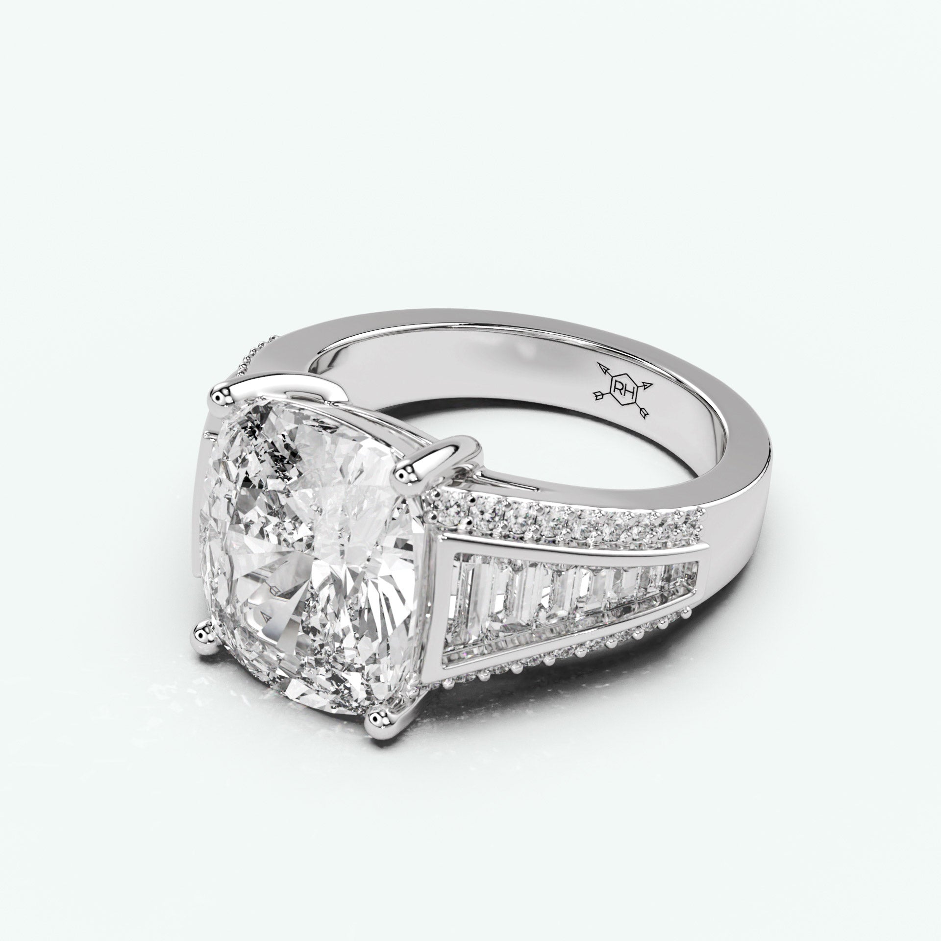White Gold - Cushion