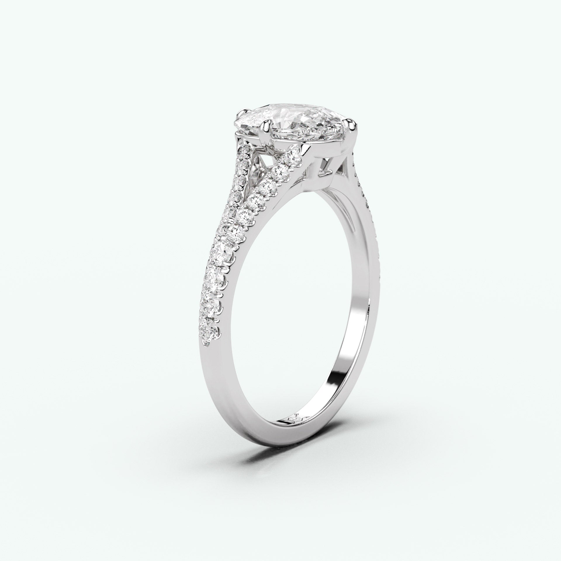 White Gold - Cushion